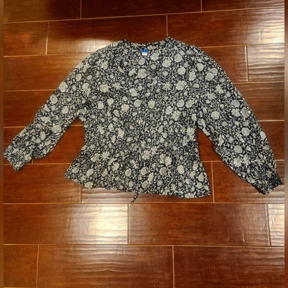 EUC Old Navy Blouse XL